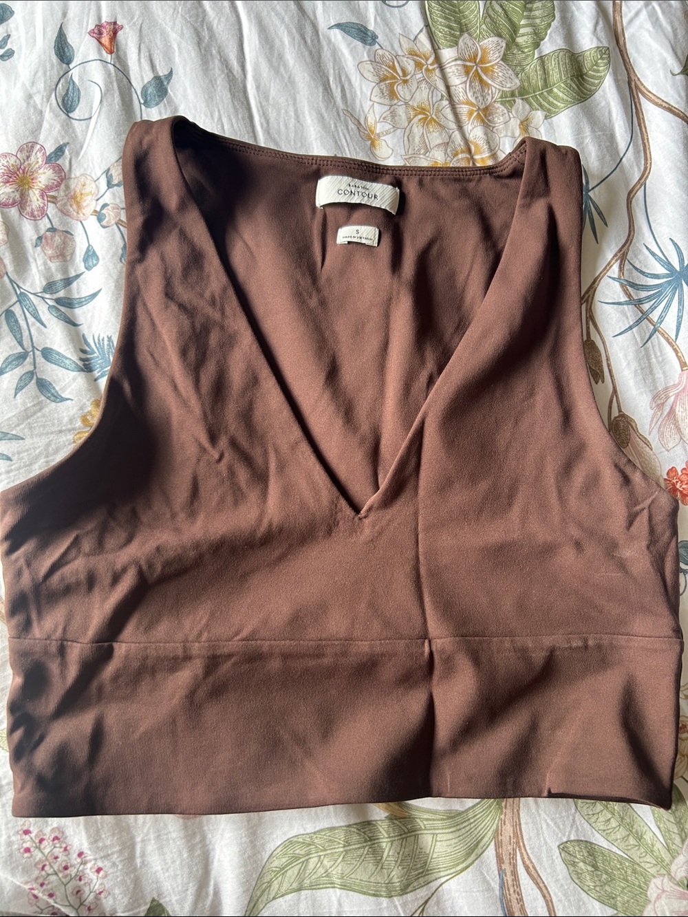 Babaton Brown V-Neck Crop Tank Top